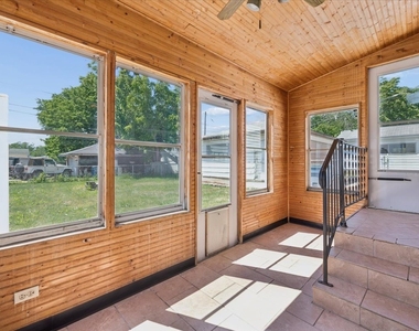 1805 Kelly Avenue - Photo Thumbnail 16