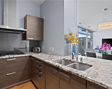 45 Ivan Allen Jr Boulevard Nw - Photo Thumbnail 15