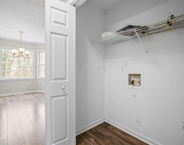 320 Saint Simons Cove - Photo Thumbnail 20