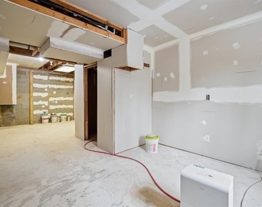 320 Saint Simons Cove - Photo Thumbnail 35
