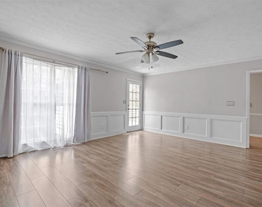 320 Saint Simons Cove - Photo Thumbnail 15