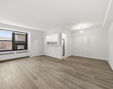 6118 N Sheridan Road - Photo Thumbnail 4