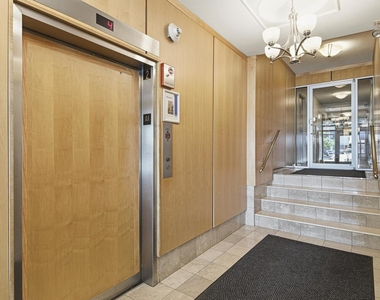 6118 N Sheridan Road - Photo Thumbnail 3