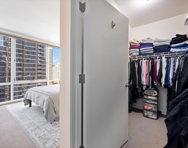 505 N Mcclurg Court - Photo Thumbnail 17