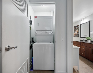 505 N Mcclurg Court - Photo Thumbnail 21