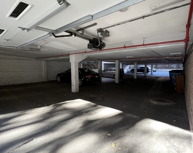 736 W Buena Avenue - Photo Thumbnail 9