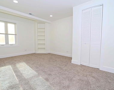 6337 Roosevelt Road - Photo Thumbnail 4
