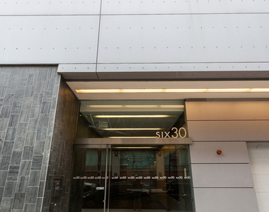 630 N Franklin Street - Photo Thumbnail 17