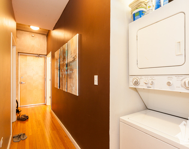 630 N Franklin Street - Photo Thumbnail 8