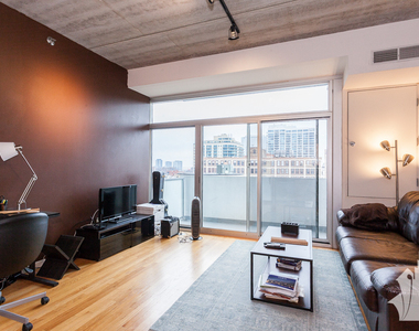 630 N Franklin Street - Photo Thumbnail 6