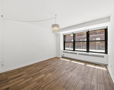 6118 N Sheridan Road - Photo Thumbnail 8
