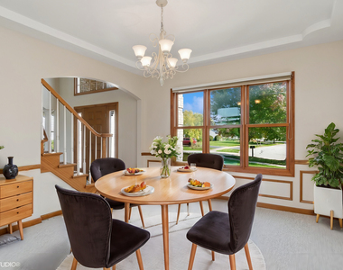 2327 Flat Rock Court - Photo Thumbnail 10