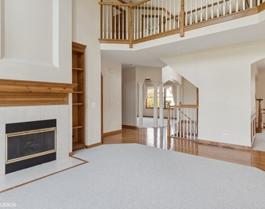 2327 Flat Rock Court - Photo Thumbnail 7