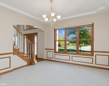 2327 Flat Rock Court - Photo Thumbnail 8