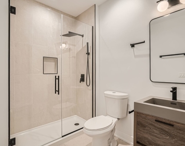 2602 N Springfield Avenue - Photo Thumbnail 14
