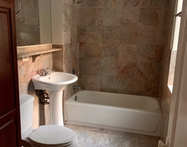 1042 W Bryn Mawr Avenue - Photo Thumbnail 7