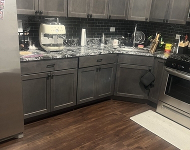 4740 S Prairie Avenue - Photo Thumbnail 11