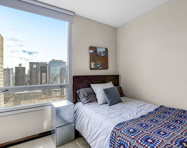33 W Ontario Street - Photo Thumbnail 14