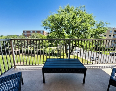 2211 S Stewart Avenue - Photo Thumbnail 17