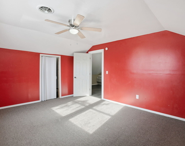 1117 19th Avenue - Photo Thumbnail 16