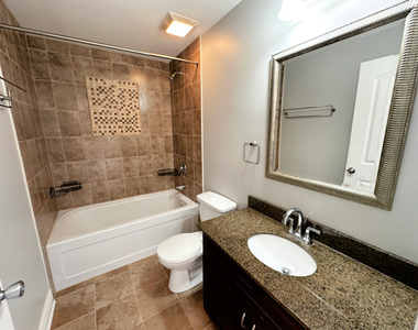 6112 W Diversey Avenue - Photo Thumbnail 8