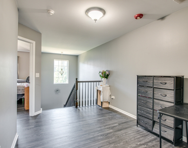 2875 Henley Lane - Photo Thumbnail 6
