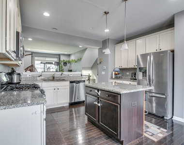 2875 Henley Lane - Photo Thumbnail 5