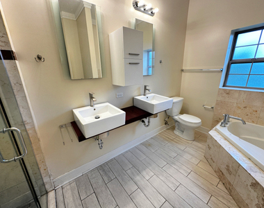 4518 N Kedzie Avenue - Photo Thumbnail 5