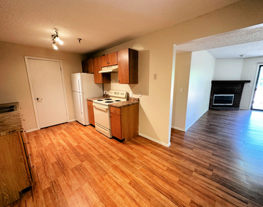 1360 Brook Street - Photo Thumbnail 2