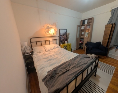 3815 N Wilton Avenue - Photo Thumbnail 9