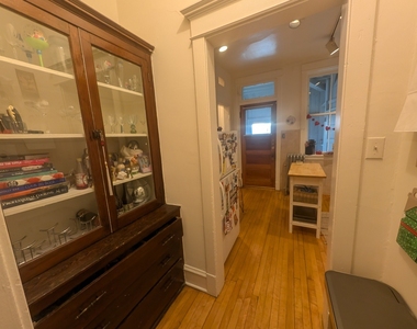 3815 N Wilton Avenue - Photo Thumbnail 20