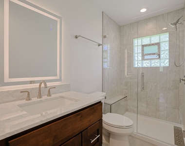 2232 Sprucewood Avenue - Photo Thumbnail 14