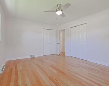 2232 Sprucewood Avenue - Photo Thumbnail 16