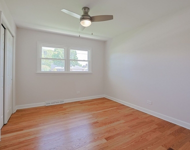 2232 Sprucewood Avenue - Photo Thumbnail 13