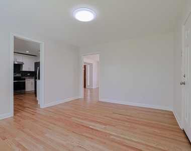 2232 Sprucewood Avenue - Photo Thumbnail 7