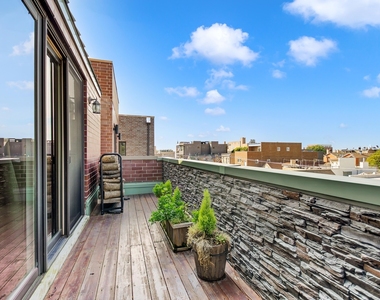 1500 W Huron Street - Photo Thumbnail 16