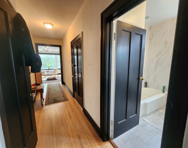 6106 N Washtenaw Avenue - Photo Thumbnail 13