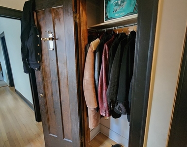 6106 N Washtenaw Avenue - Photo Thumbnail 15