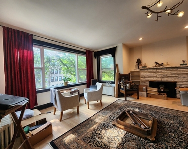 6106 N Washtenaw Avenue - Photo Thumbnail 6