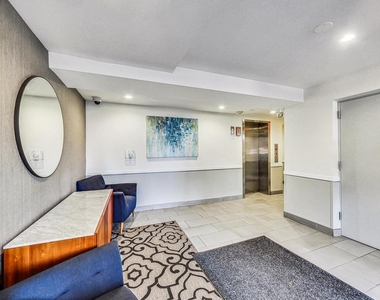 5400 N Sheridan Road - Photo Thumbnail 10