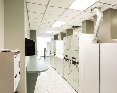 70 W Huron Street - Photo Thumbnail 21