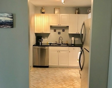 70 W Huron Street - Photo Thumbnail 11