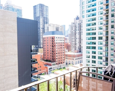70 W Huron Street - Photo Thumbnail 20