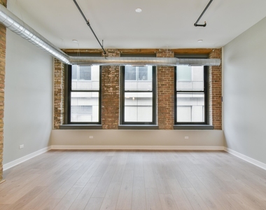 25 W Hubbard Street - Photo Thumbnail 3