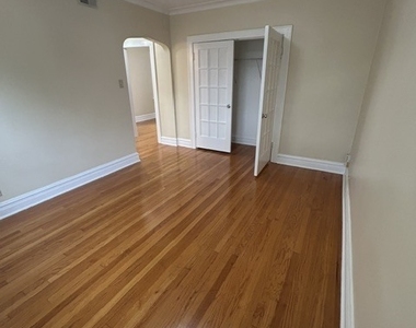 4514 W Wellington Avenue - Photo Thumbnail 7