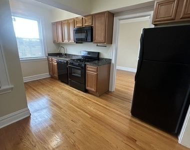 4514 W Wellington Avenue - Photo Thumbnail 3
