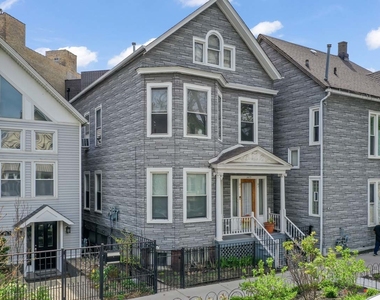 1429 W Barry Avenue - Photo Thumbnail 1