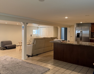 830 N Northwest Highway - Photo Thumbnail 5