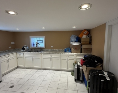830 N Northwest Highway - Photo Thumbnail 12