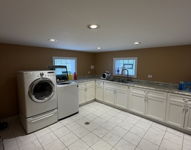 830 N Northwest Highway - Photo Thumbnail 10